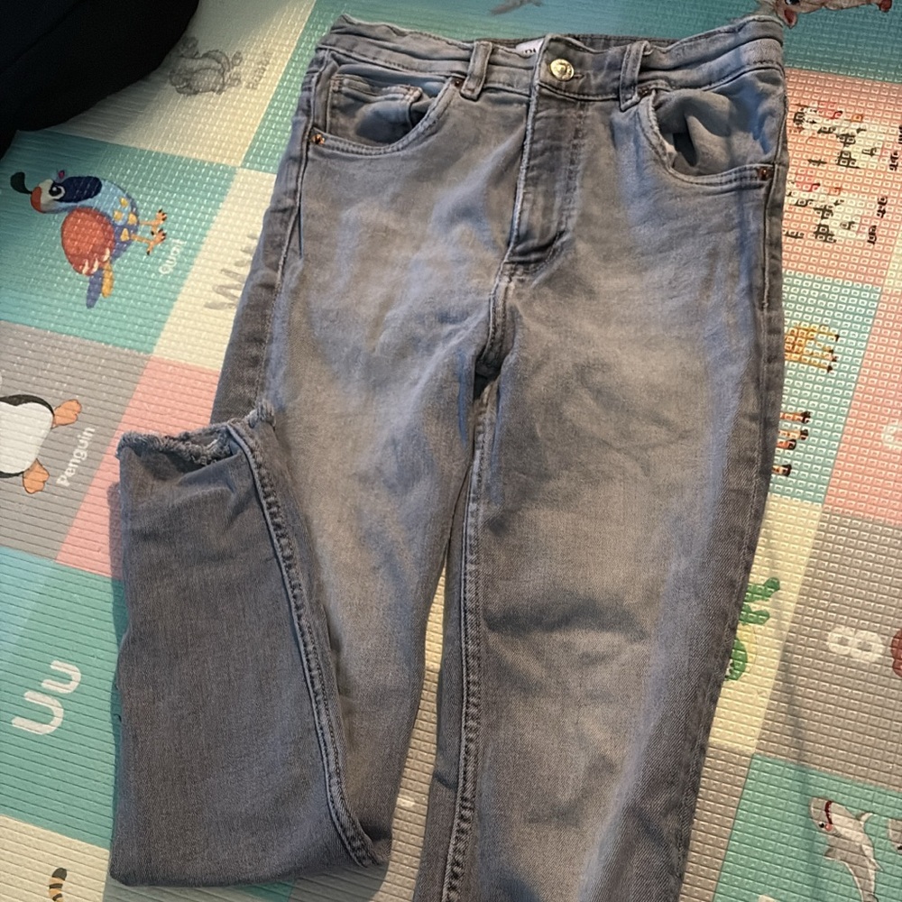 Zara Women's Gray Skinny Jeans